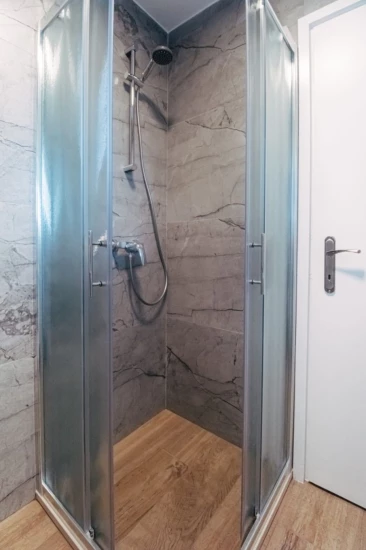 Apartmán Střední Dalmácie - Okrug Donji DA 10211 N5