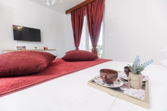 Apartmán Střední Dalmácie - Okrug Donji DA 10211 N5