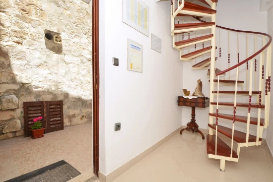 Apartmán Střední Dalmácie - Trogir DA 10212 N1