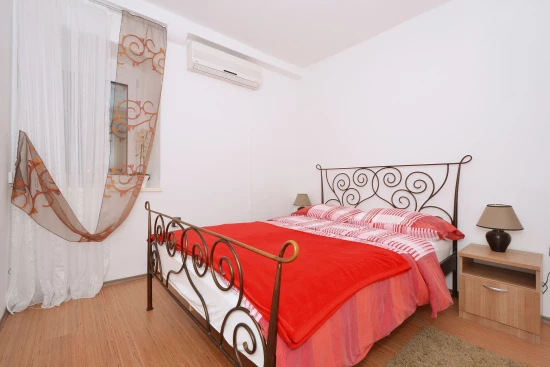 Apartmán Střední Dalmácie - Trogir DA 10212 N1