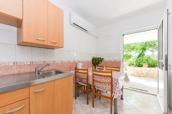 Apartmán Severní Dalmácie - Rtina DA 10220 N1