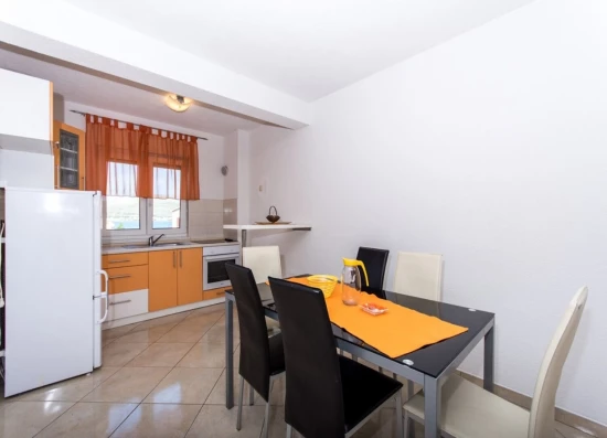 Apartmán Střední Dalmácie - Okrug Gornji DA 10262 N1