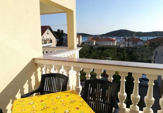 Apartmán Severní Dalmácie - Tribunj (Vodice) DA 10265 N1