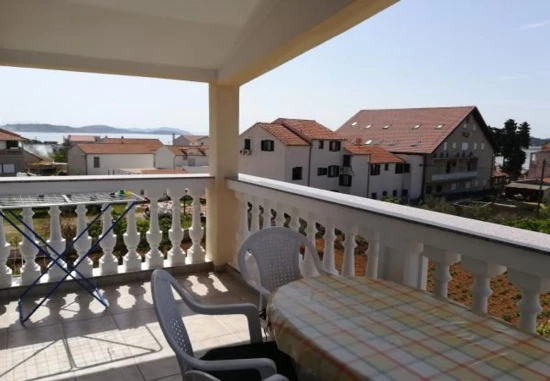 Apartmán Severní Dalmácie - Tribunj (Vodice) DA 10265 N2