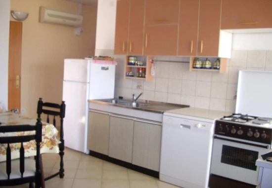 Apartmán Střední Dalmácie - Marina DA 10278 N6