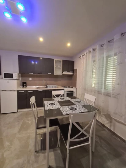 Apartmán Severní Dalmácie - Sukošan DA 10298 N1