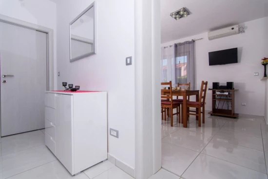 Apartmán Střední Dalmácie - Slatine (Čiovo) DA 10306 N2