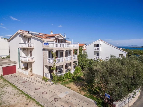 Apartmán Severní Dalmácie - Tribunj (Vodice) DA 10321 N1