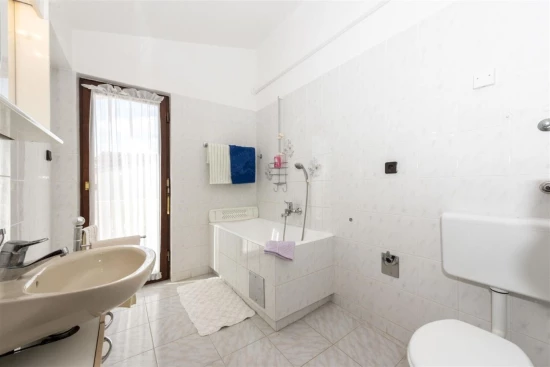 Apartmán Severní Dalmácie - Tribunj (Vodice) DA 10321 N1