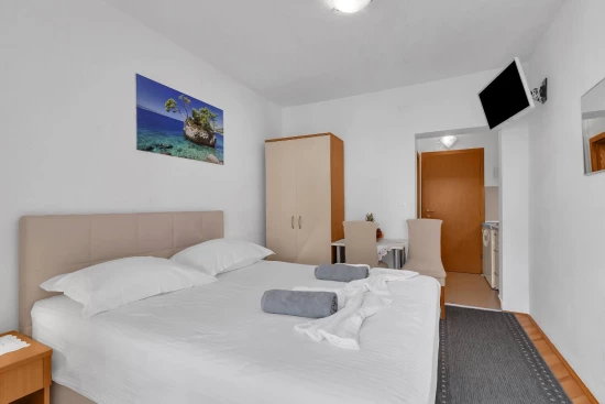 Apartmán Střední Dalmácie - Brela DA 10330 N6