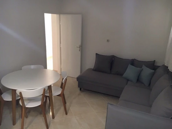 Apartmán Střední Dalmácie - Baška Voda DA 10350 N1