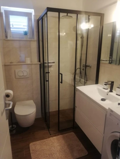 Apartmán Střední Dalmácie - Pisak DA 10352 N1