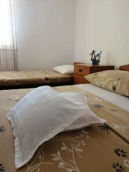 Apartmán Střední Dalmácie - Marina DA 10371 N2