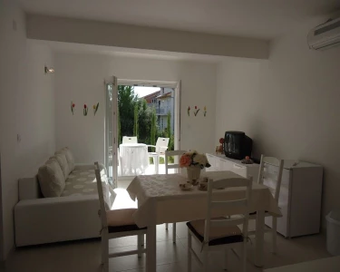 Apartmán Severní Dalmácie - Pakoštane DA 10380 N2