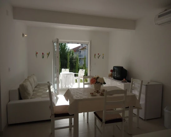 Apartmán Severní Dalmácie - Pakoštane DA 10380 N2