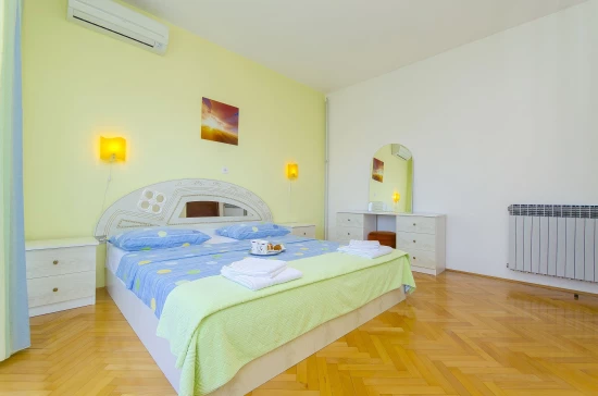 Apartmán Střední Dalmácie - Okrug Gornji DA 10393 N2