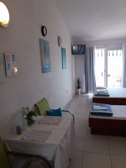 Apartmán Střední Dalmácie - Dugi Rat DA 10441 N1