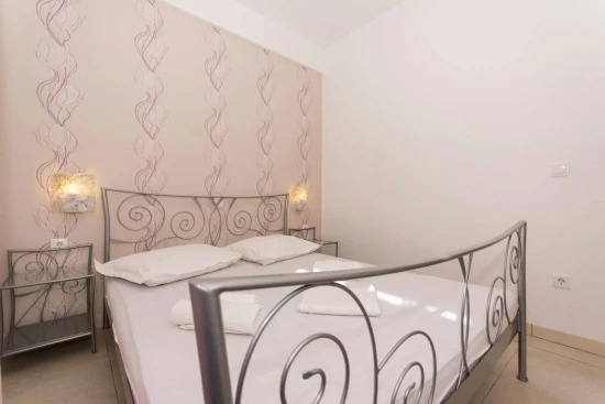 Apartmán Střední Dalmácie - Okrug Gornji DA 10464 N1