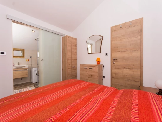 Apartmán Střední Dalmácie - Okrug Gornji DA 10467 N1