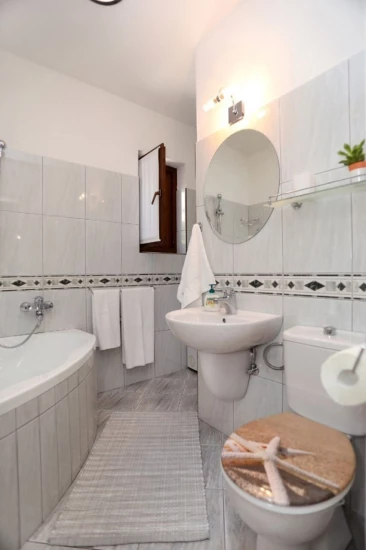 Apartmán Střední Dalmácie - Kaštela DA 10469 N1