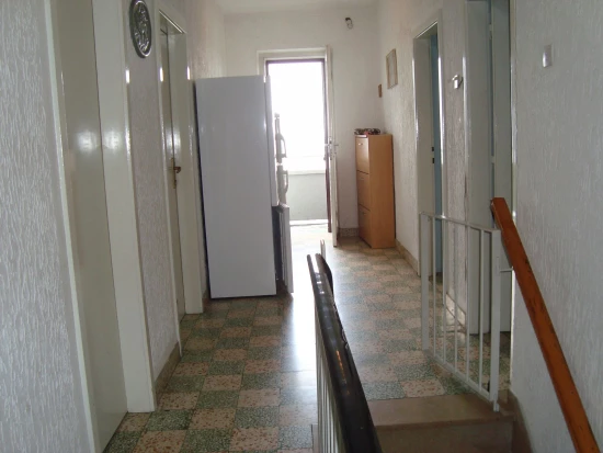 Apartmán Střední Dalmácie - Dugi Rat DA 10472 N1