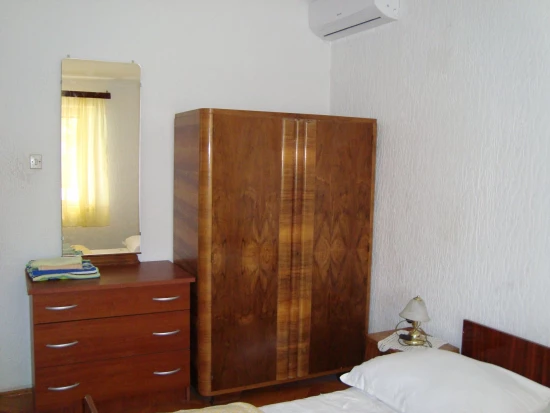 Apartmán Střední Dalmácie - Dugi Rat DA 10472 N1