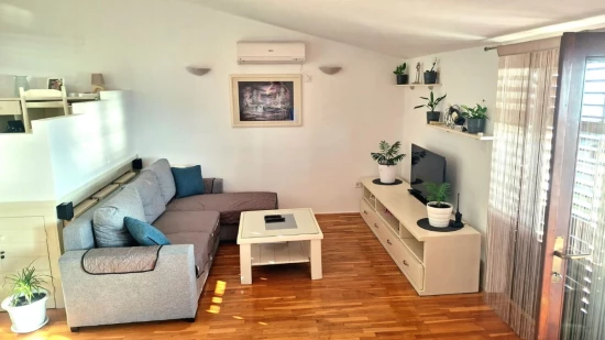 Apartmán Střední Dalmácie - Tučepi DA 10481 N1