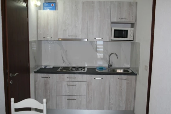 Apartmán Střední Dalmácie - Pisak DA 10505 N2