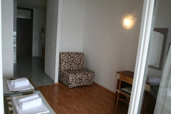 Apartmán Střední Dalmácie - Pisak DA 10505 N4