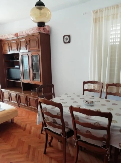 Apartmán Střední Dalmácie - Pisak DA 10525 N1