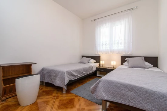 Apartmán Střední Dalmácie - Sevid DA 10533 N1