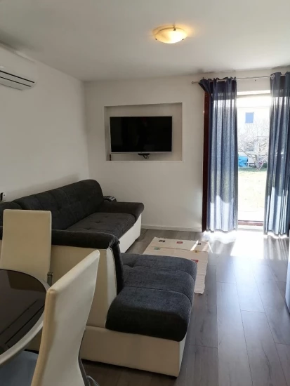 Apartmán Severní Dalmácie - Pirovac DA 10536 N1