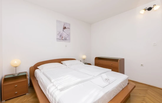 Apartmán Střední Dalmácie - Dugi Rat DA 10542 N1