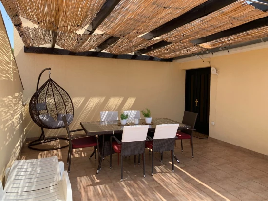 Apartmán Severní Dalmácie - Tribunj (Vodice) DA 10557 N1