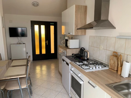 Apartmán Severní Dalmácie - Tribunj (Vodice) DA 10557 N1