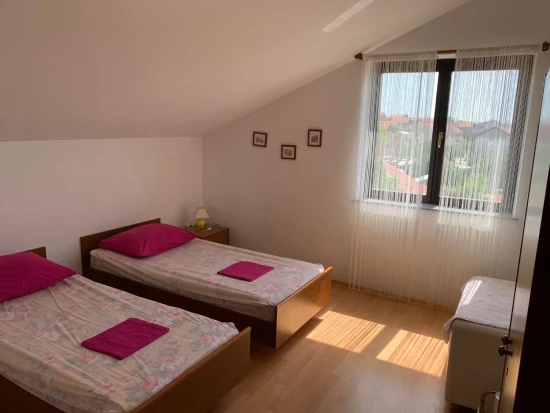 Apartmán Severní Dalmácie - Tribunj (Vodice) DA 10557 N1