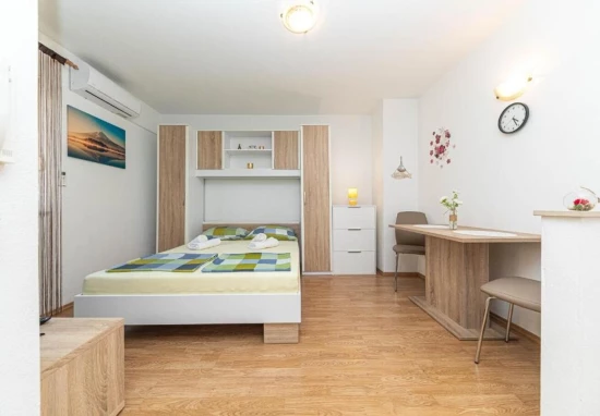 Apartmán Střední Dalmácie - Kaštela DA 10558 N1