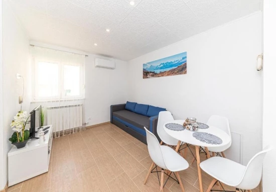 Apartmán Střední Dalmácie - Kaštela DA 10558 N3