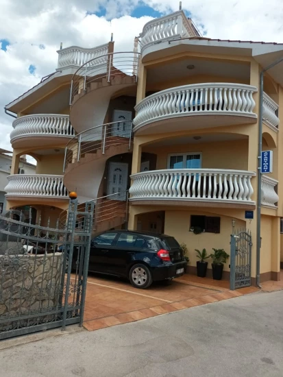 Apartmán Severní Dalmácie - Vodice DA 10566 N1