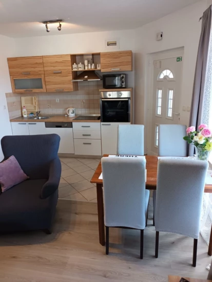 Apartmán Severní Dalmácie - Vodice DA 10566 N2