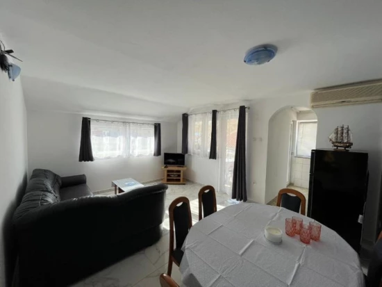 Apartmán Severní Dalmácie - Vodice DA 10594 N2