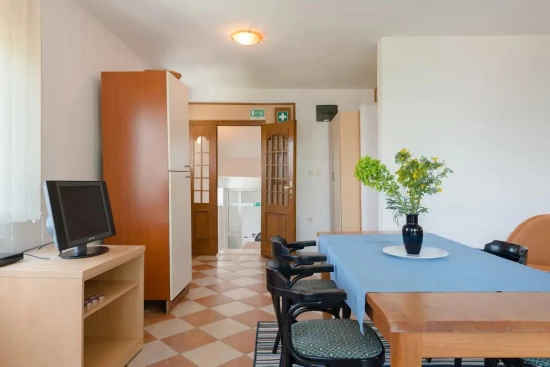 Apartmán Střední Dalmácie - Okrug Donji DA 10618 N1