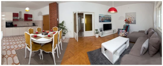 Apartmán Střední Dalmácie - Kaštela DA 10640 N1