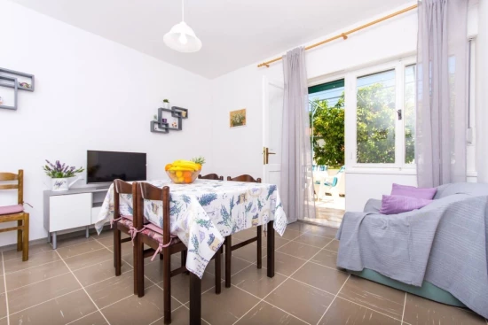 Apartmán Střední Dalmácie - Kaštela DA 10647 N1