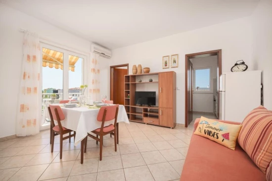 Apartmán Severní Dalmácie - Vodice DA 10670 N1