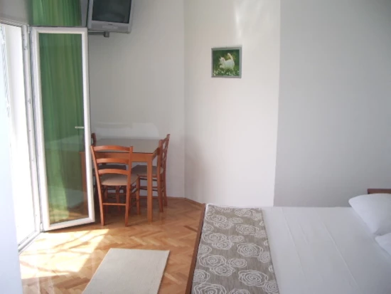 Apartmán Střední Dalmácie - Baška Voda DA 10686 N1