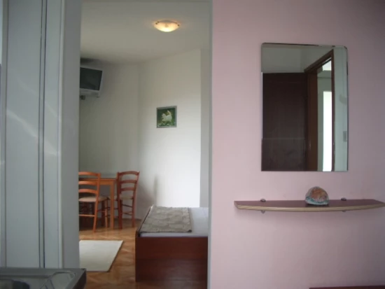 Apartmán Střední Dalmácie - Baška Voda DA 10686 N1