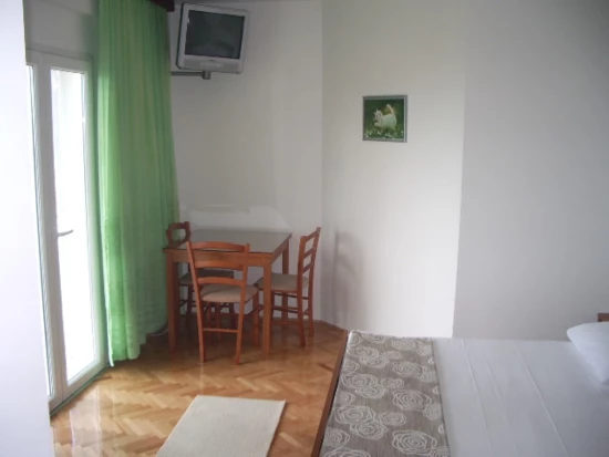 Apartmán Střední Dalmácie - Baška Voda DA 10686 N1