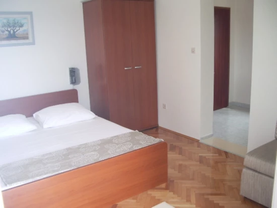 Apartmán Střední Dalmácie - Baška Voda DA 10686 N1