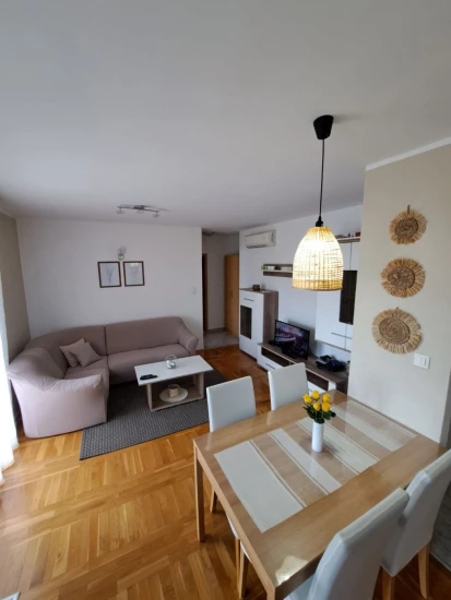 Apartmán Střední Dalmácie - Split DA 10698 N1